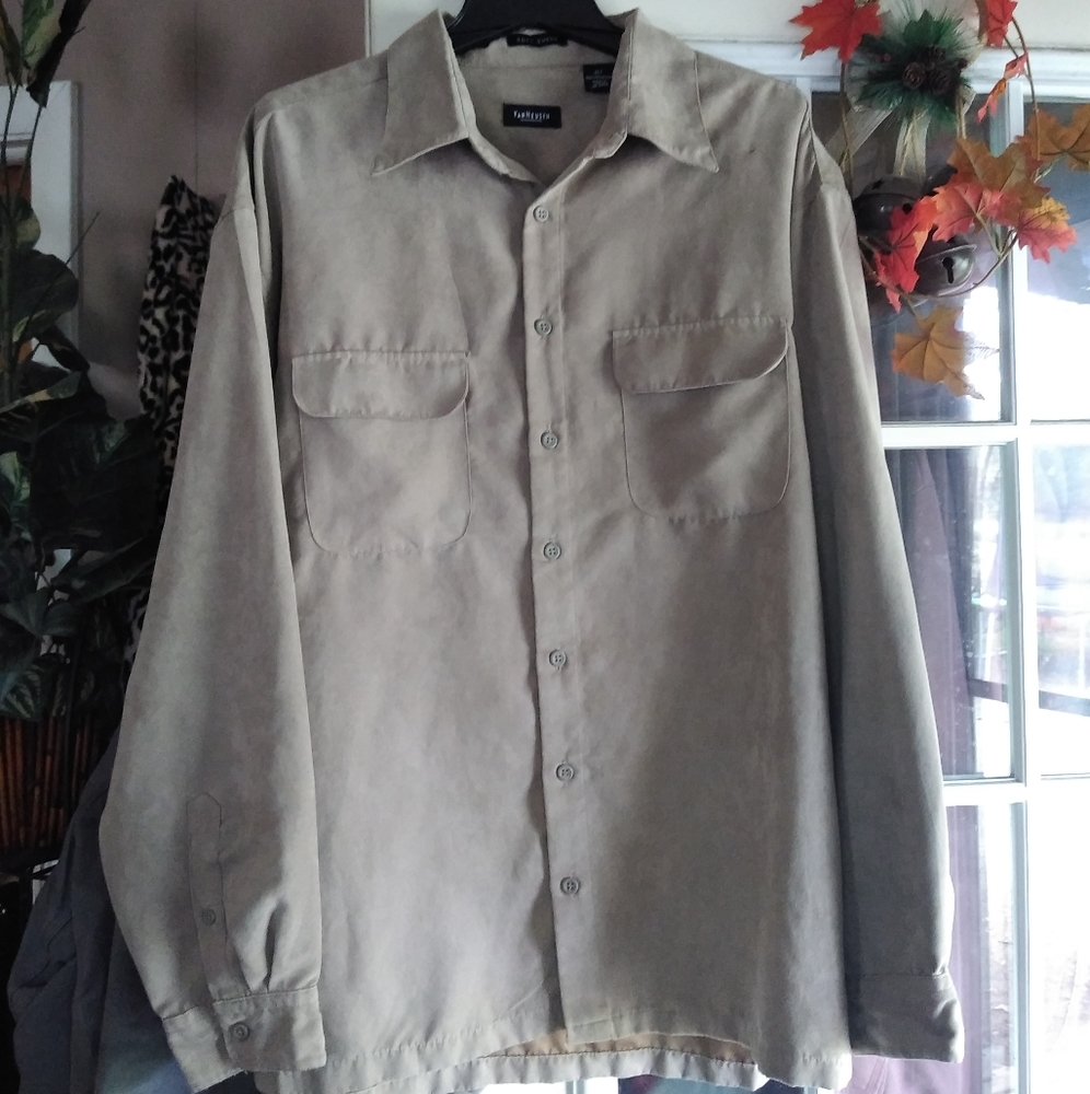 Was💲10! 🎉5/$20Soft suede men's button down shirt